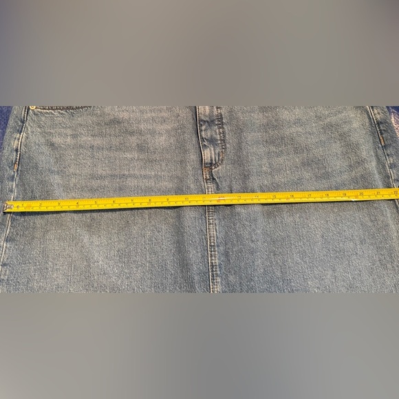 LOFT Women’s Size 18 Light Blue Denim Skirt - Picture 9 of 12